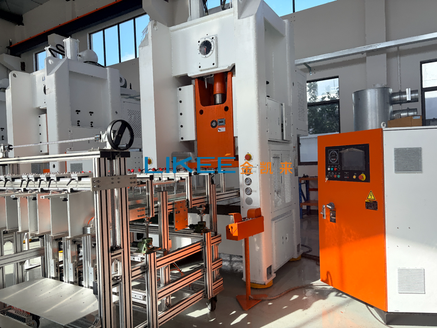 Every Micron Thinner, Every Edge Stronger: The T80 Aluminum Foil Container Making Machine Delivers India 660 Spec at 28 Microns