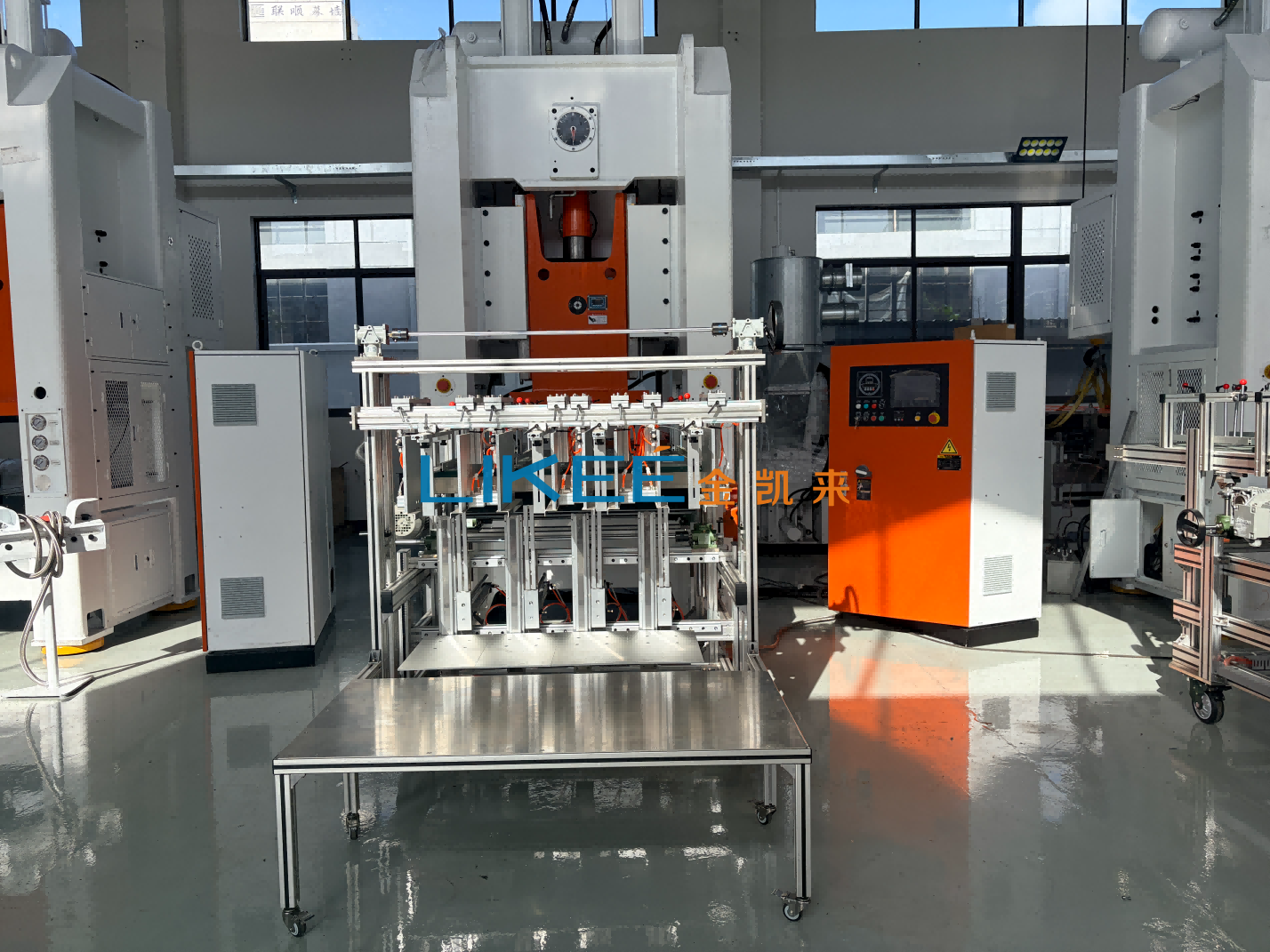 80 Tonnen Aluminium folien behälter herstellungs maschine
