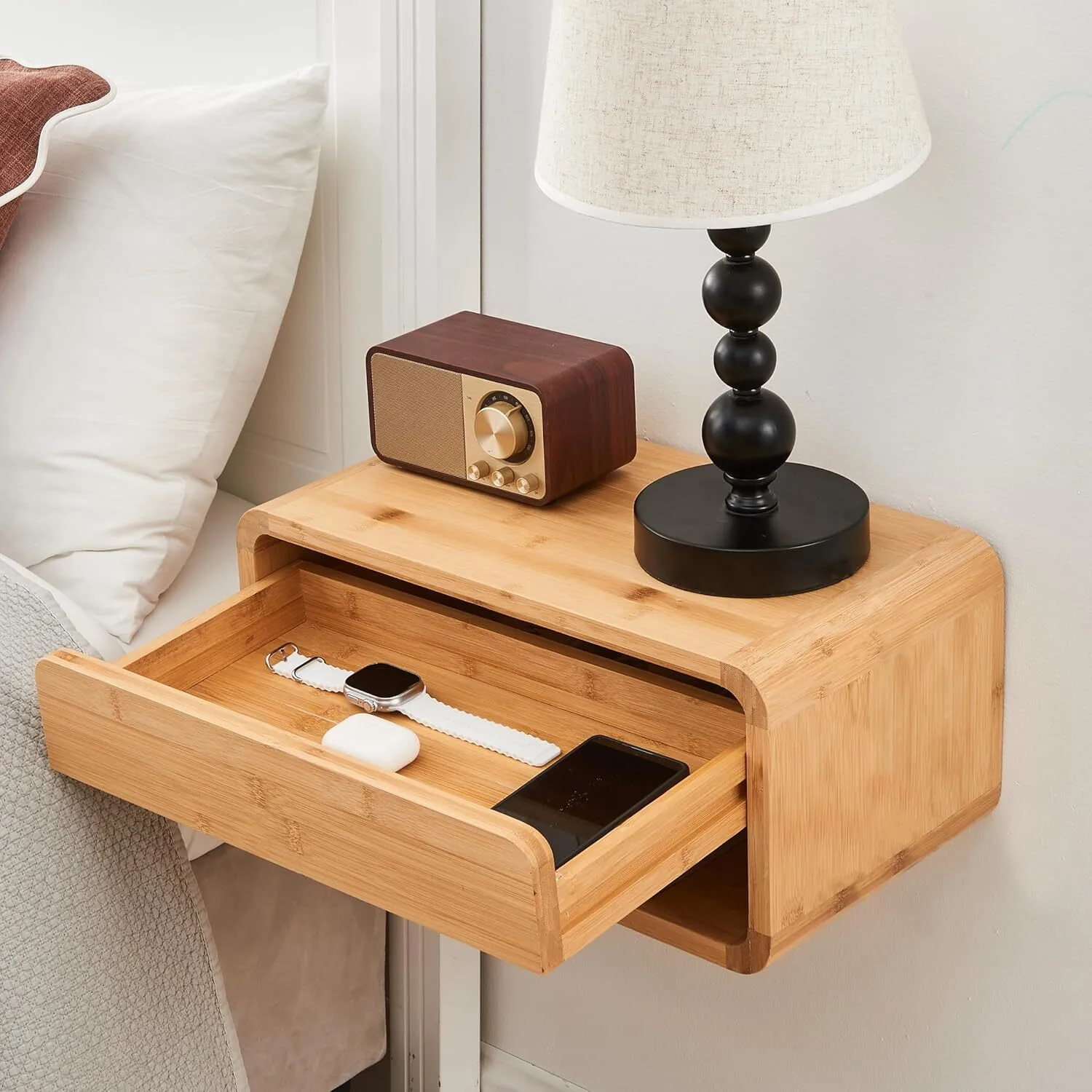 Petite table basse en bois : un design minimaliste et élégant pour tous les espaces 1