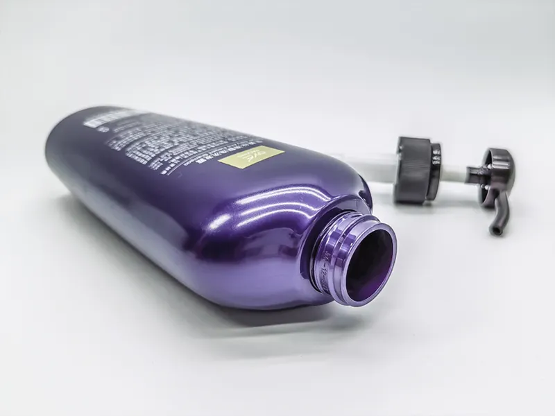 Shampoo and Conditioner Refillable Bottles by Glamorous 4