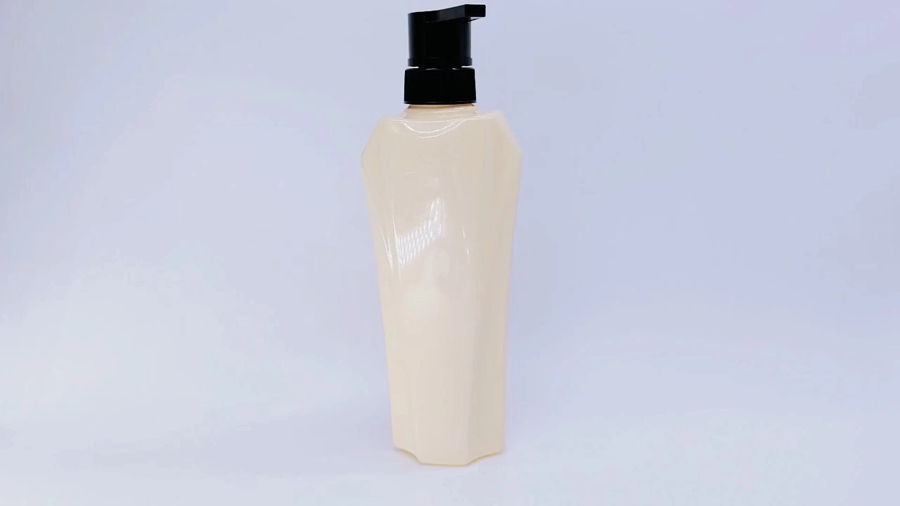 Glamorous 500ml Cutting Design PE/PET Shampoo conditioner bottle for Skin care Packaging 1