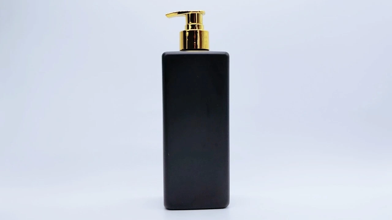 Glamorous 450ml PE/PET Black Shampoo conditioner bottle for Skin care Packaging 1