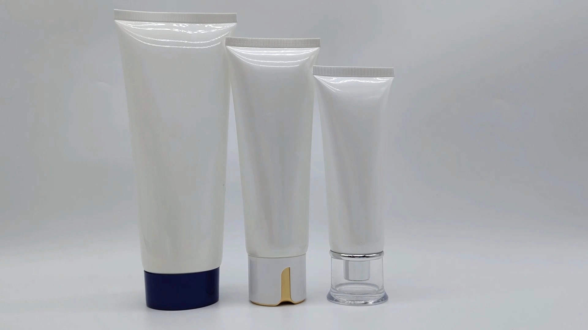Tubo de crema de manos cosmética para el cuidado de la piel de 100 mililitros con punta curva. 1
