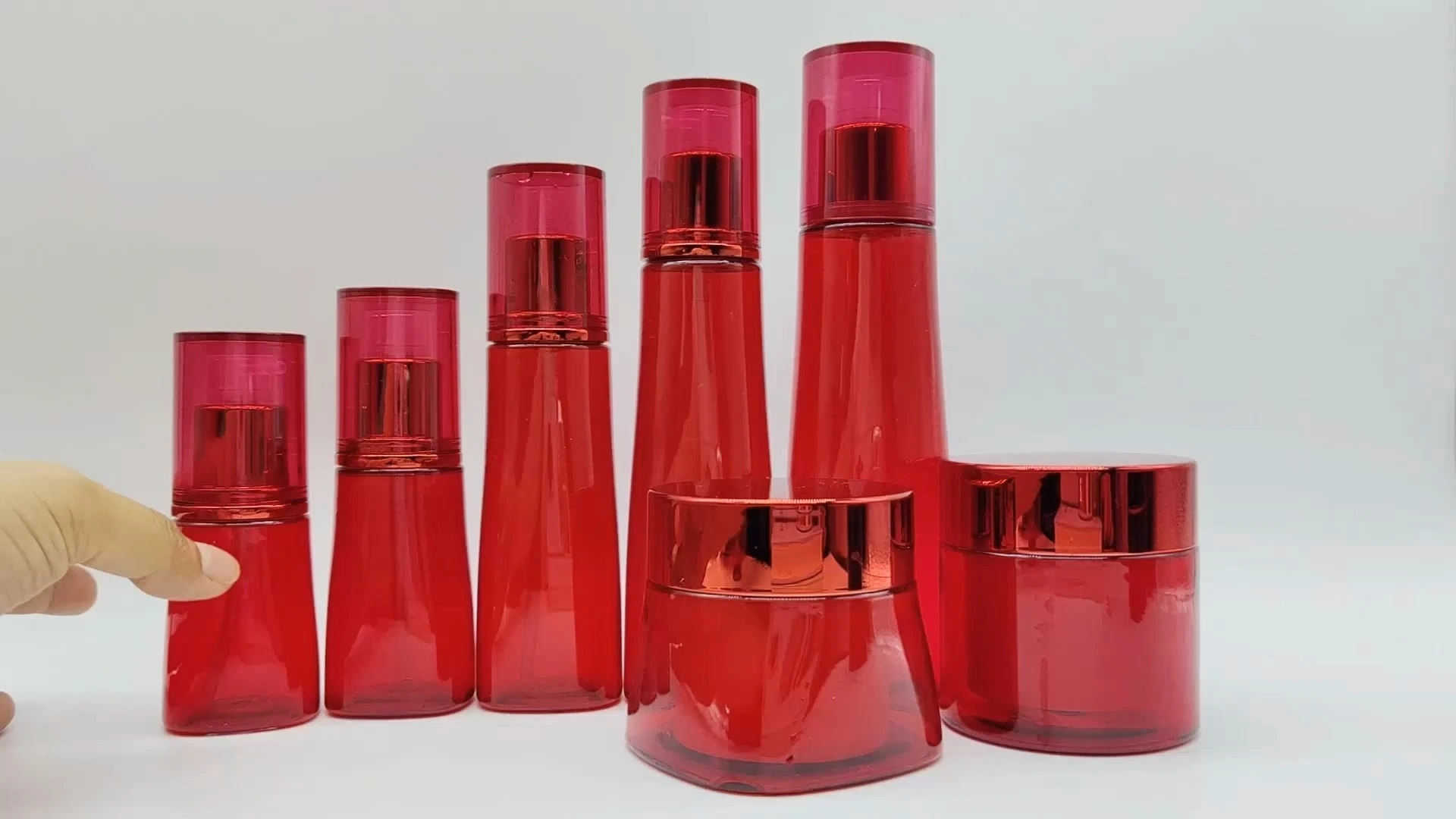 Envases cosméticos de plástico PET de color rojo, para loción, esencia, champú, varios tamaños, glamurosos, 50 ml, 60 ml, 100 ml, 150 ml y 200 ml. 1