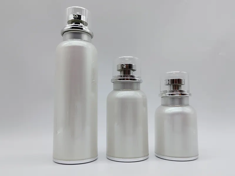 Empty Cosmetic Spray Bottles by Glamorous 3
