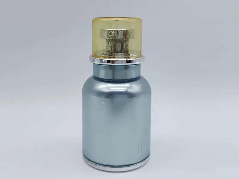 Empty Cosmetic Spray Bottles by Glamorous 5