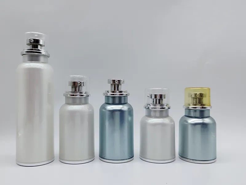Empty Cosmetic Spray Bottles by Glamorous 2