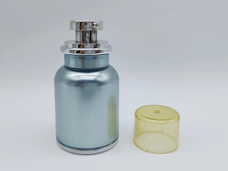 Empty Cosmetic Spray Bottles by Glamorous 6