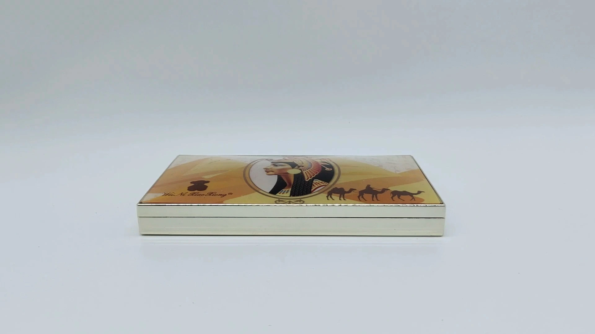 OEM can customize the wholesale customized golden empty private label makeup eye shadow palette 1