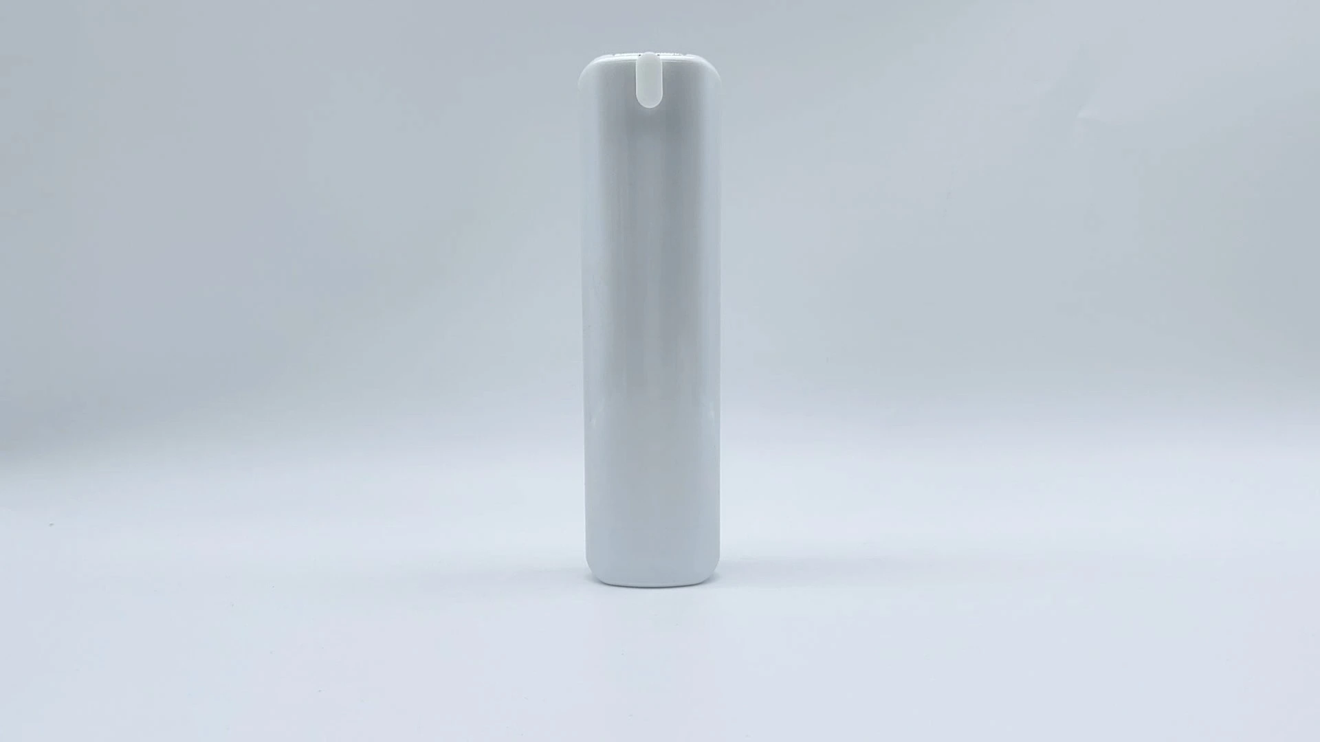 Loción, champú y esencia de espuma, envase de PE, plástico, PS y PET, color blanco perla, estilo prensado, 50 ml. 1