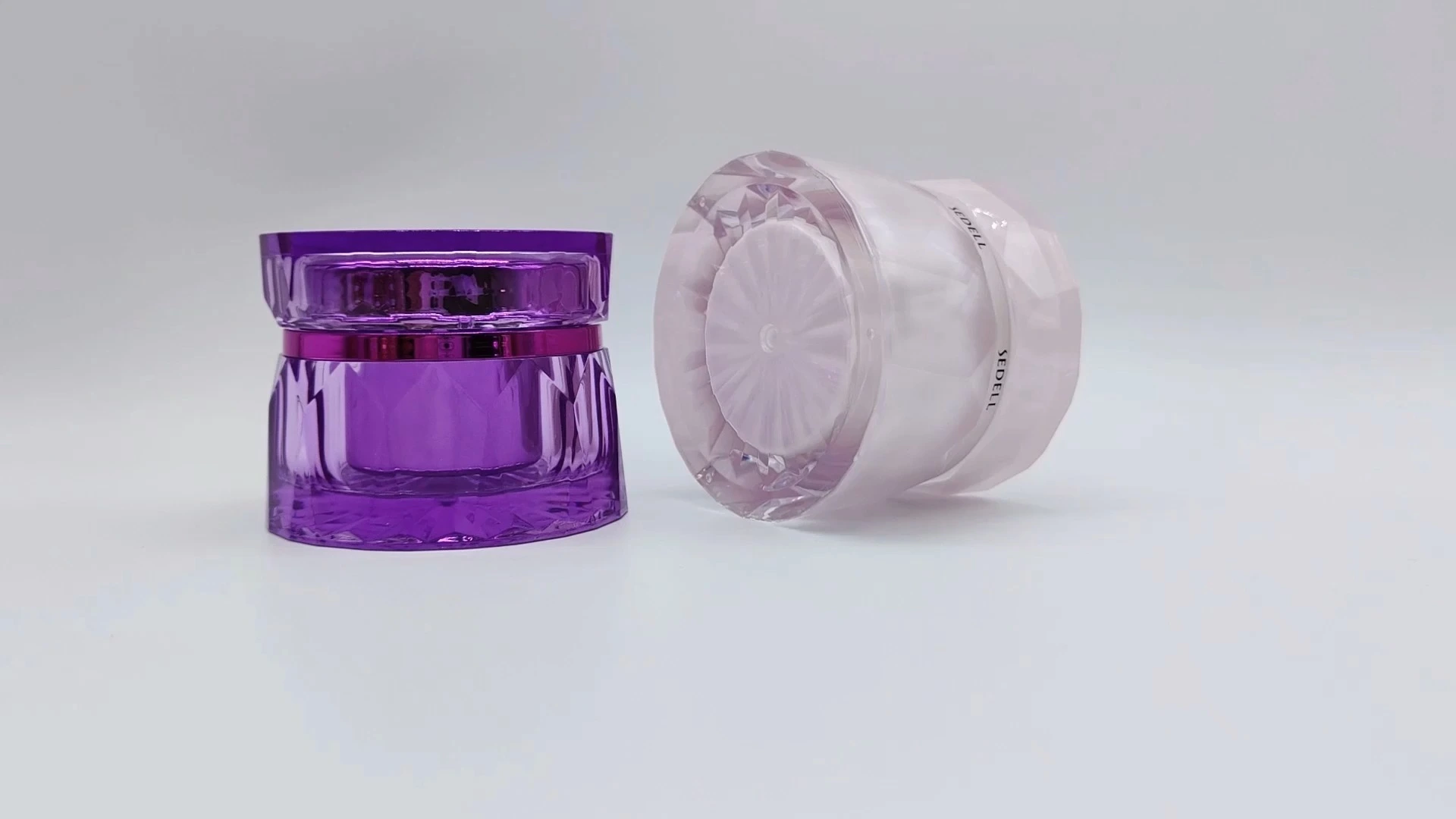 Tarros de plástico PE-AS para crema facial, crema de manos, crema para el cuidado de la piel, envases cosméticos personalizados de 50 ml, diseño morado o blanco transparente. 1