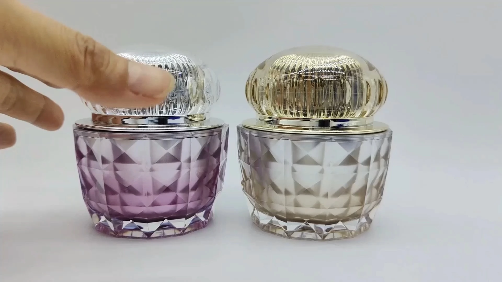 Envase de crema para el cuidado facial y de la piel de manos de 50 ml en varios colores, de diseño lujoso 1