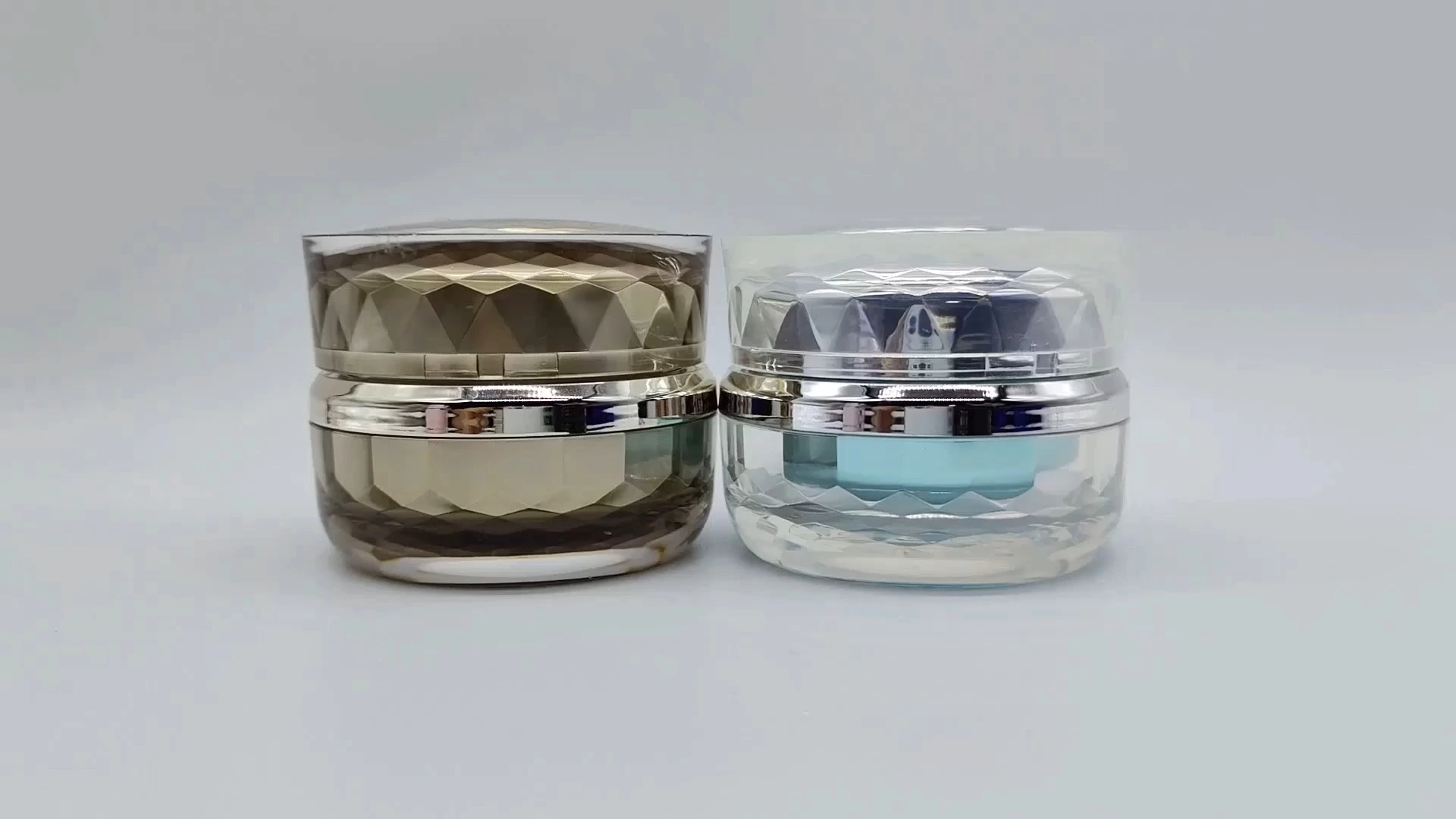 Envase de plástico PE-AS de 50 ml para cremas faciales y de manos, con elegante interior dorado/azul, con técnica de corte de múltiples filos y elegante diamante. Envase para cosméticos. 1