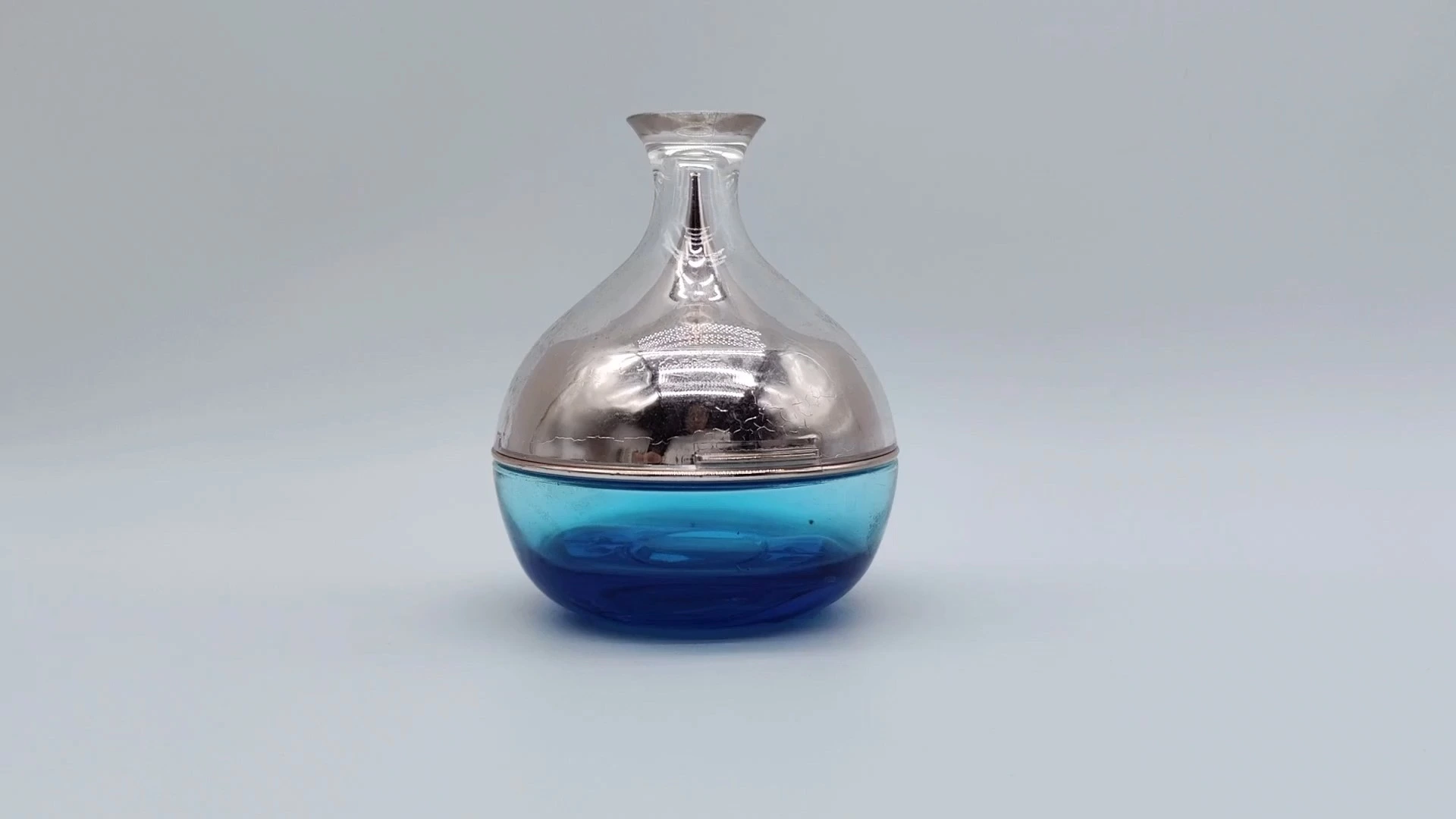 Envase de plástico PE-AS de 60 ml para crema facial y cuidado de la piel, con elegante diseño de gota de agua, en combinación de azul y blanco perla, con tapón de rosca. 1