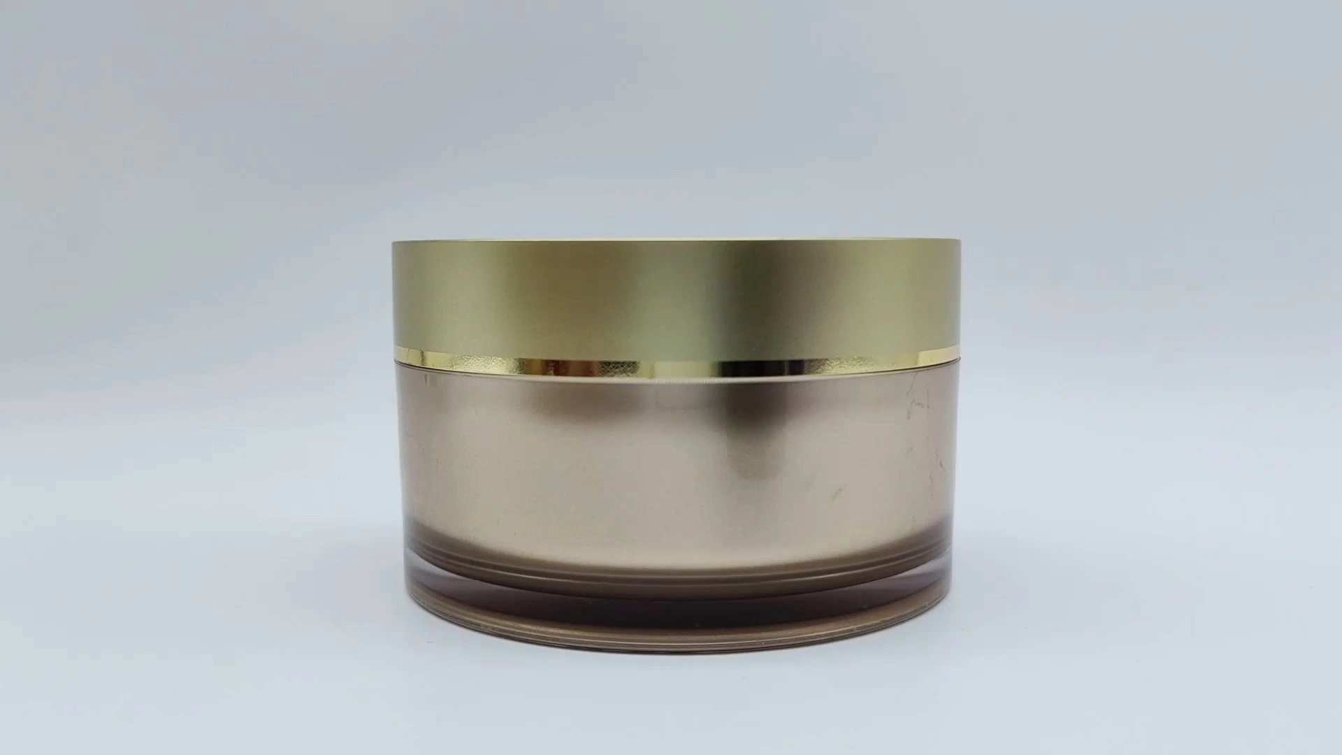 Envase clásico de plástico PE-AS de 50 ml para crema facial, cuidado de manos y piel, redondo, de pared gruesa, interior rosa y tapa dorada, ideal para cosméticos. 1