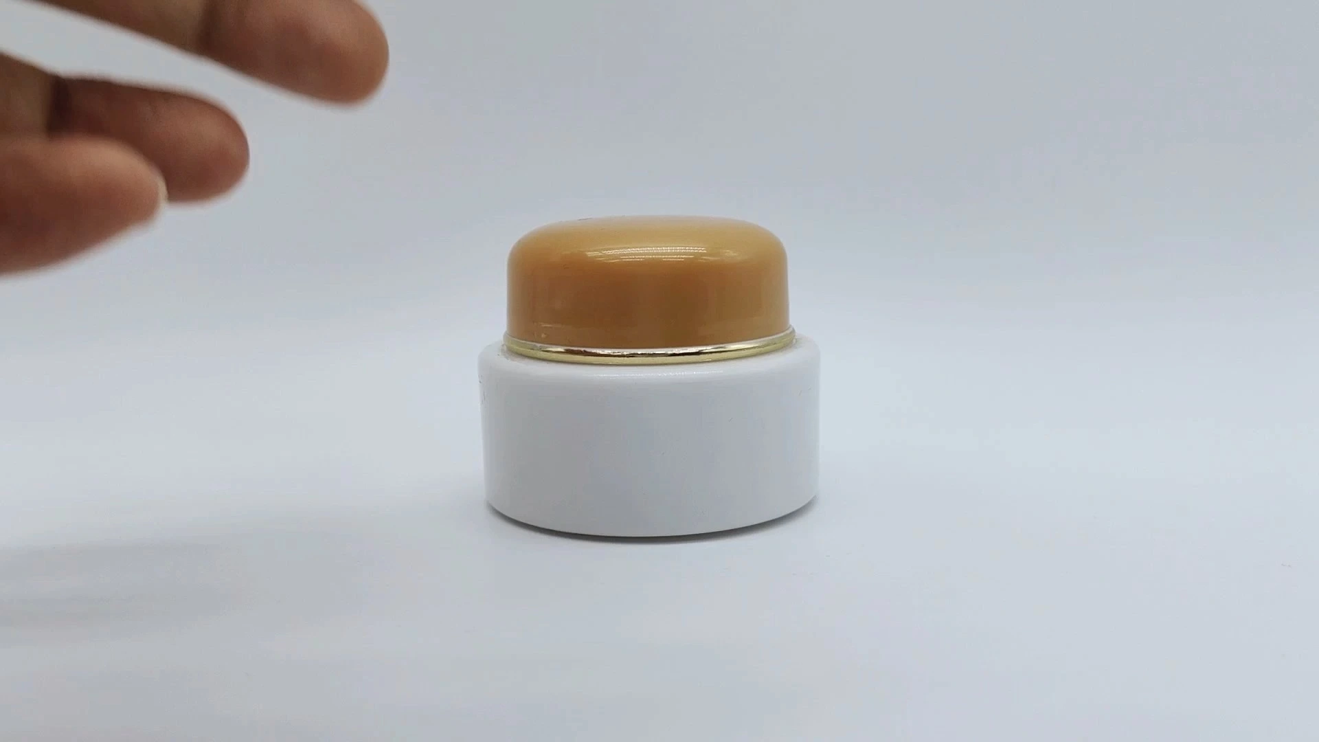 Envase de plástico PE para crema facial y cuidado de la piel, de tamaño pequeño, de 25 ml, personalizado, en blanco y marrón, para cosméticos. 1