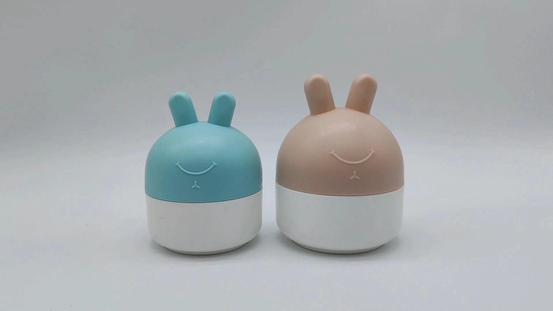 Envase de crema para el cuidado facial y de la piel de manos, personalizado, OEM/ODM, con forma de conejo, de 30 ml y 50 ml 1