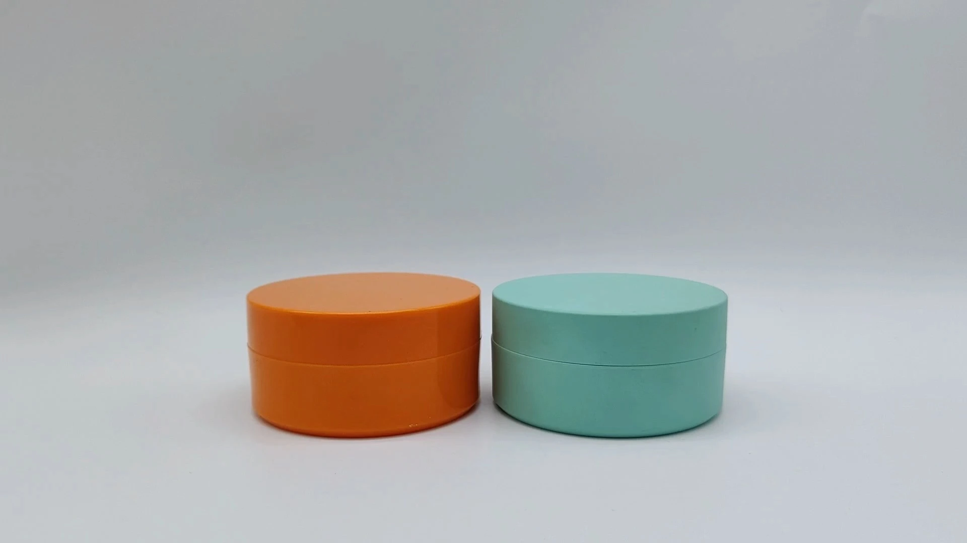 Envase de crema para el cuidado de la piel facial y de las manos de plástico PE de 100 ml, de forma redonda, personalizable, de un solo color, muy vendido. 1