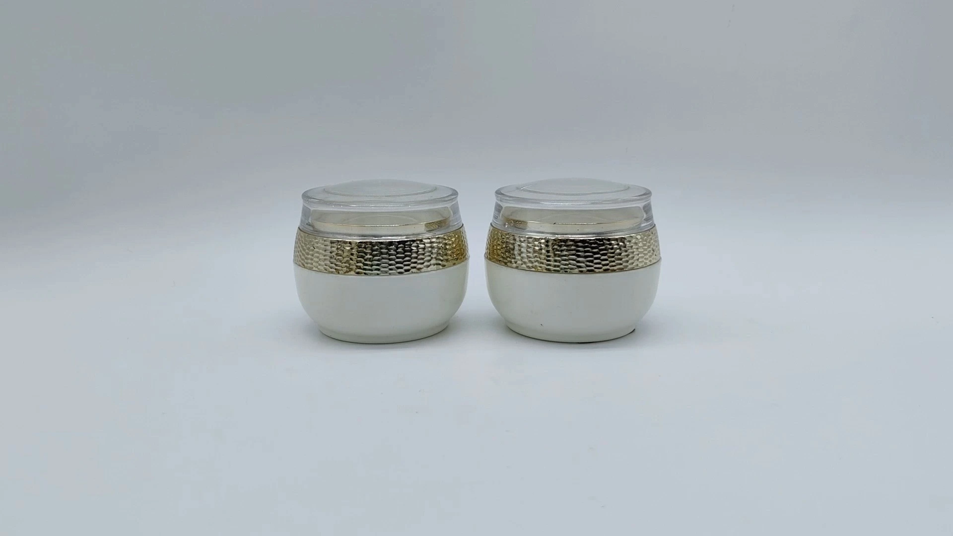 Envase de crema facial de plástico PE-AS de 30 ml, personalizado, redondo, de lujo, con doble pared, blanco y dorado, decorativo, con tapa de rosca. 1