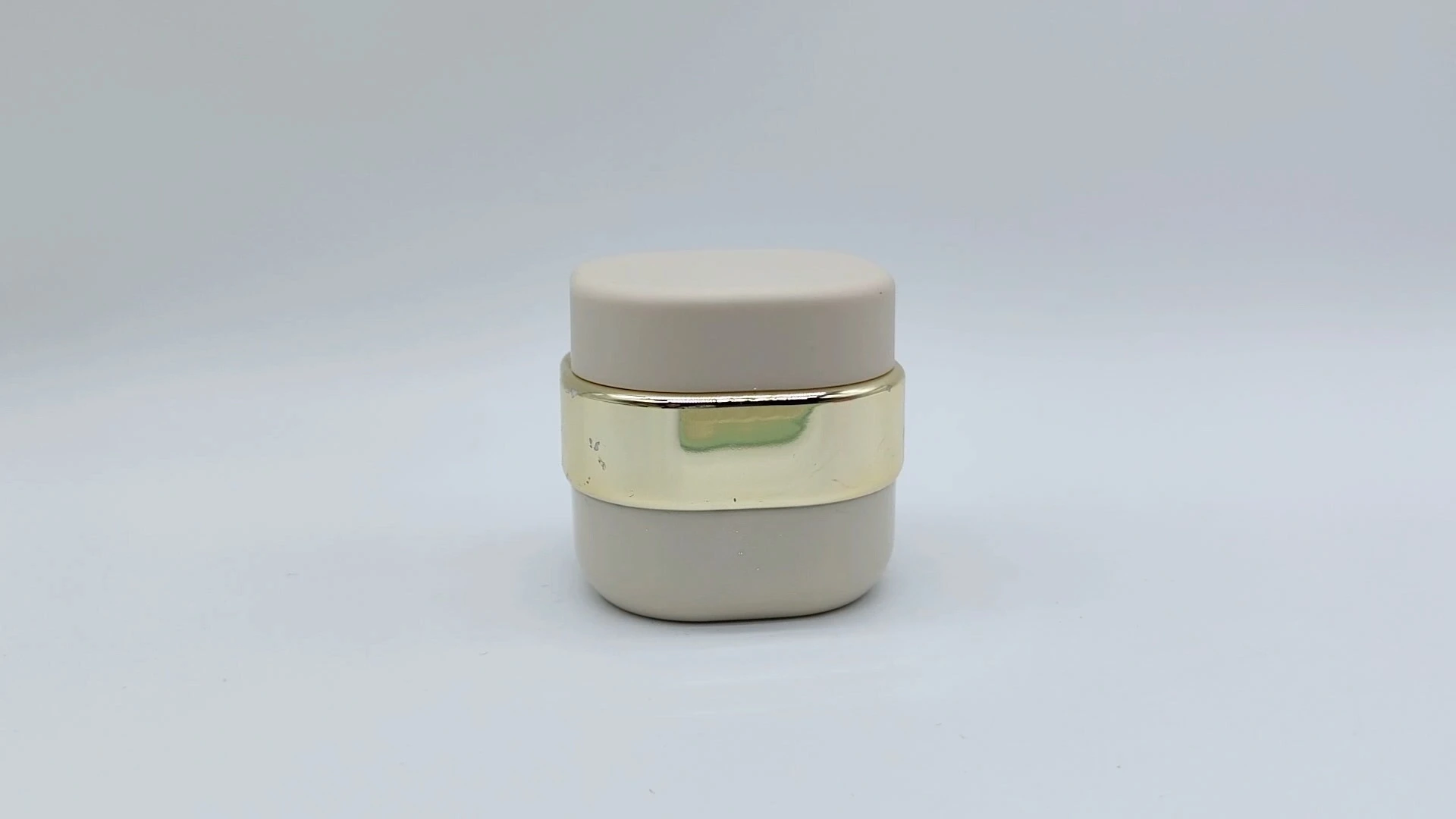 Envase de plástico PE de 50 ml para crema facial y cuidado de la piel, personalizado, de lujo, con doble pared, marrón claro, dorado, decorativo, para cosméticos 1