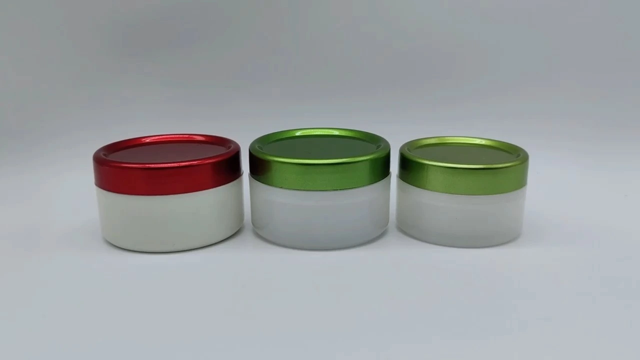 Custom Round Matte White and Fluorescence Wine Red/Green/Olive Capping 45ml/30ml Plastic-PE Facial Hand Skin Care Cream Container Cosmetic Packaging Jars 1