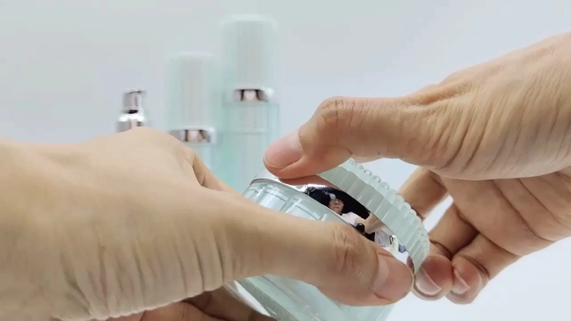 Luxury Custom Crystal and Pale Green 50ml 30ml Facial Hand Skin Care Cream Packaging Jars 1