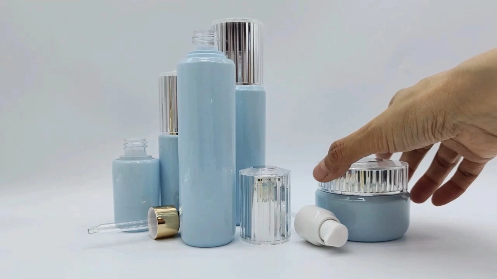 High Class Custom Double Wall Pale Blue and Silvery Electroplated Lid Ribbed Finishing 50ml Plastic PE AS Facial Cream Hand Cream Skin Care Cream Container  Cosmetic Packaging Jars 1