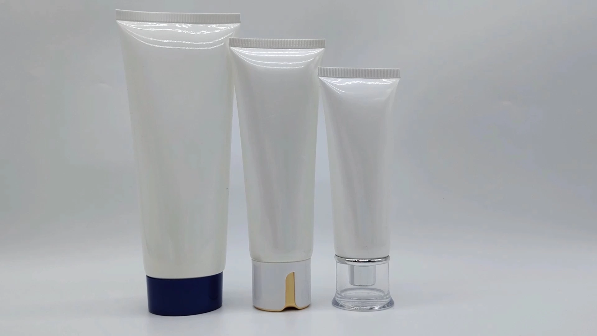 Tubo de crema limpiadora facial ecológica glamurosa para lavado facial, 100 g, 120 g, 150 g y 200 g, con capacidad personalizada, tubo suave de polietileno con cubierta dorada. 1