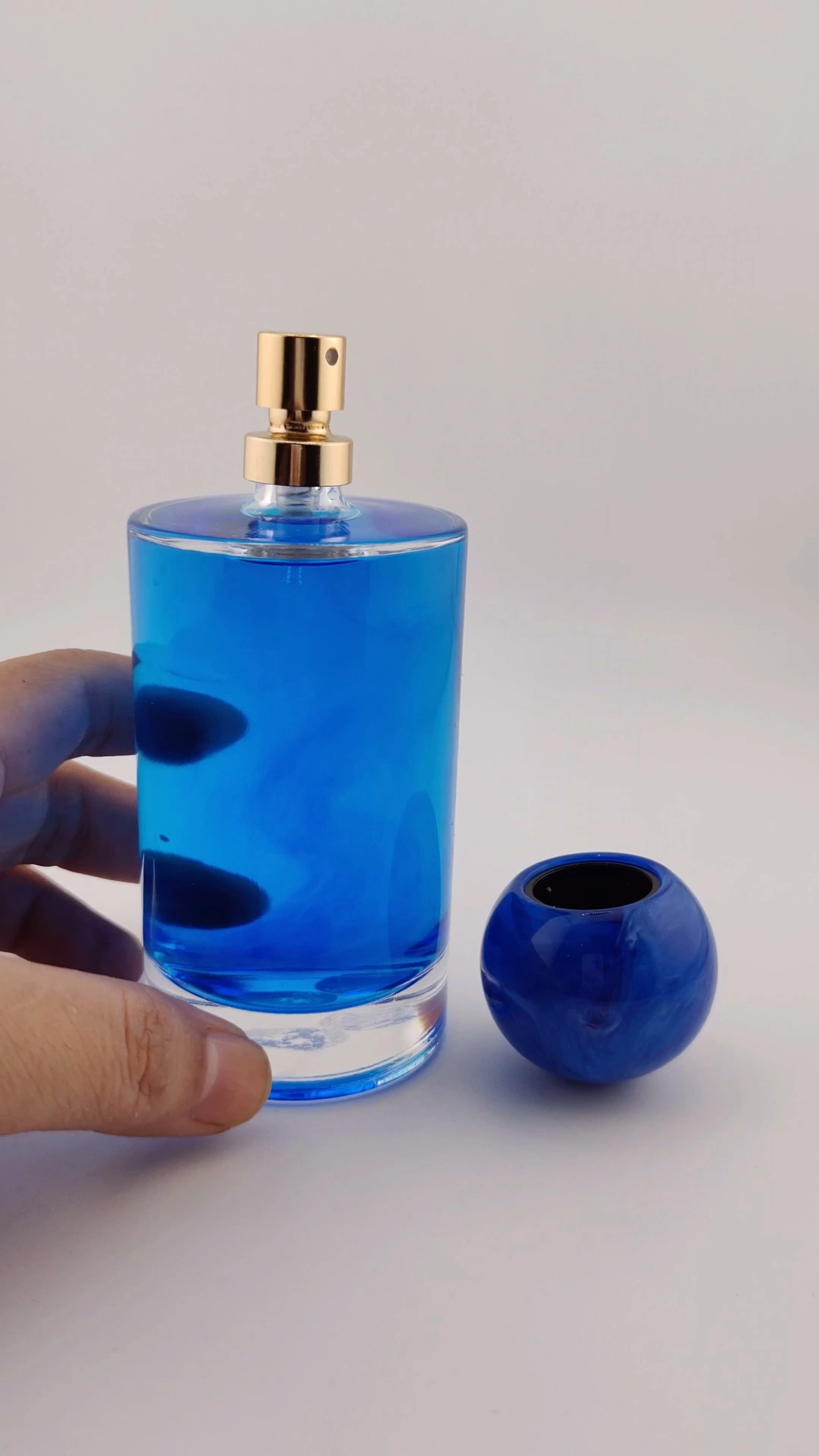 Botella de perfume de diseño único y glamoroso Botella de perfume ecológica Botella de perfume reciclable a prueba de fugas Botella de perfume de uso duradero 1