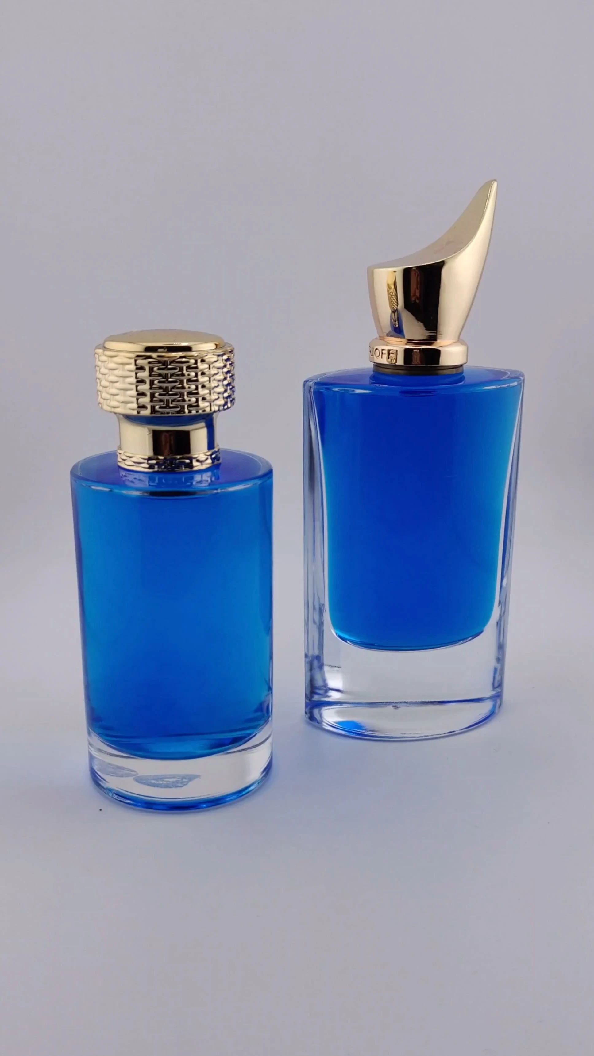 Glamorous Blue color perfume bottle Crystal glass empty perfume bottle new design unique perfume bottle 30ml 50ml 100ml perfume bottle with  luxury lid 1