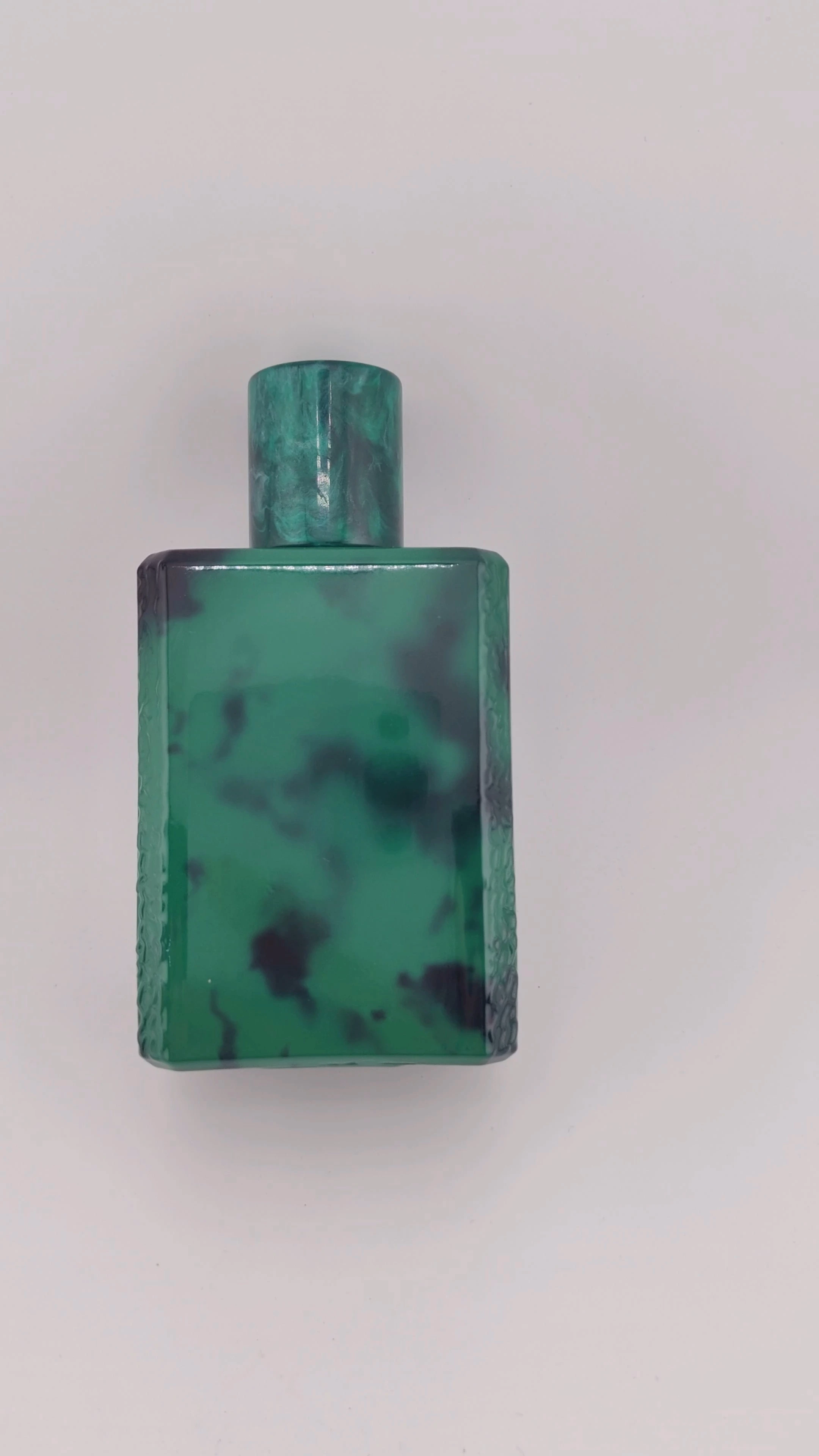 Wholesale High-End Exquisite new Design empty clear Perfume Bottle 30ml 50ml 100ml  Eco-friendly Perfume Bottle Competitive Price Luxury Perfume Bottle 1