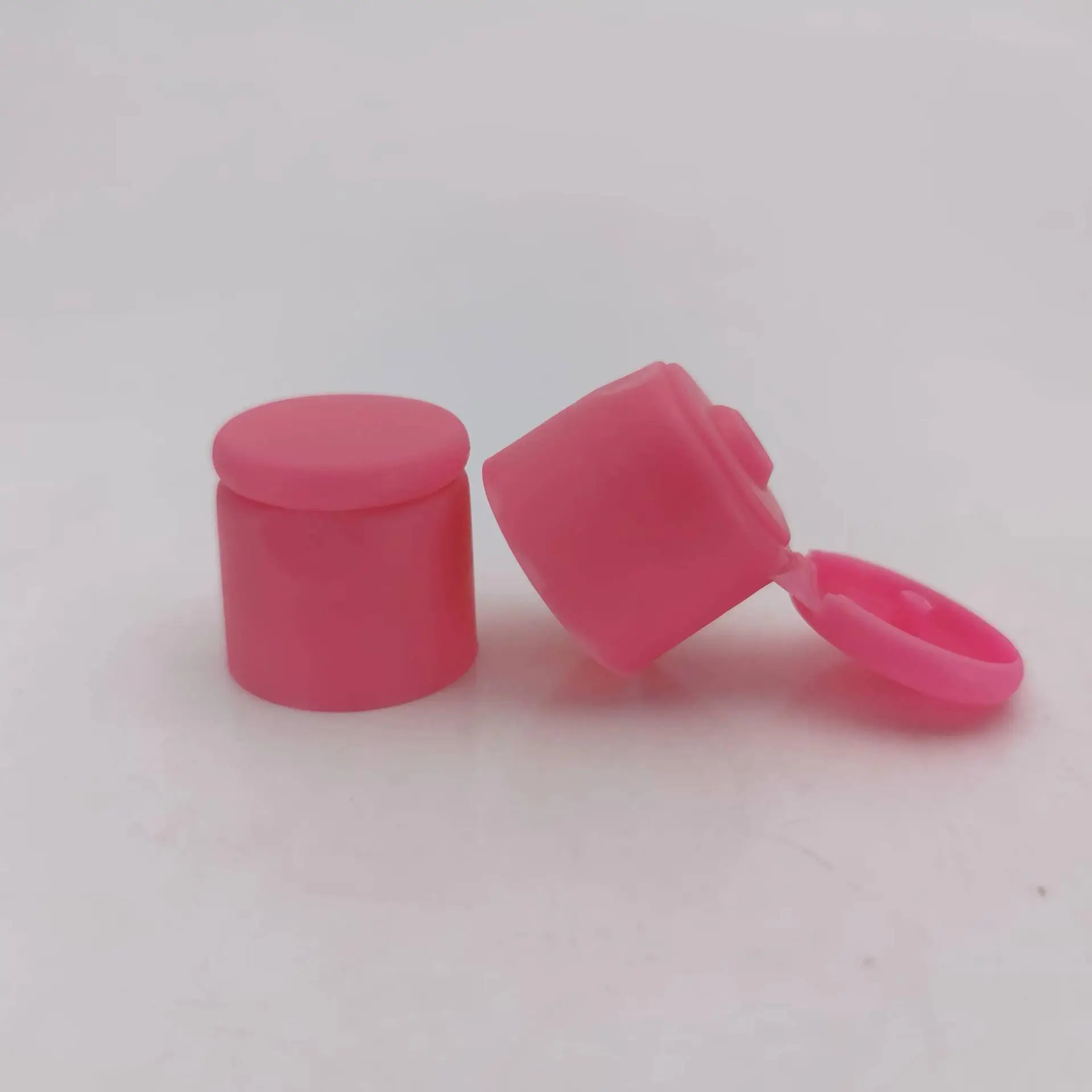 20/410 Matte Pink Johnson Style Flip Top Cap - Custom PP Dispensing Closure for Baby Care 1