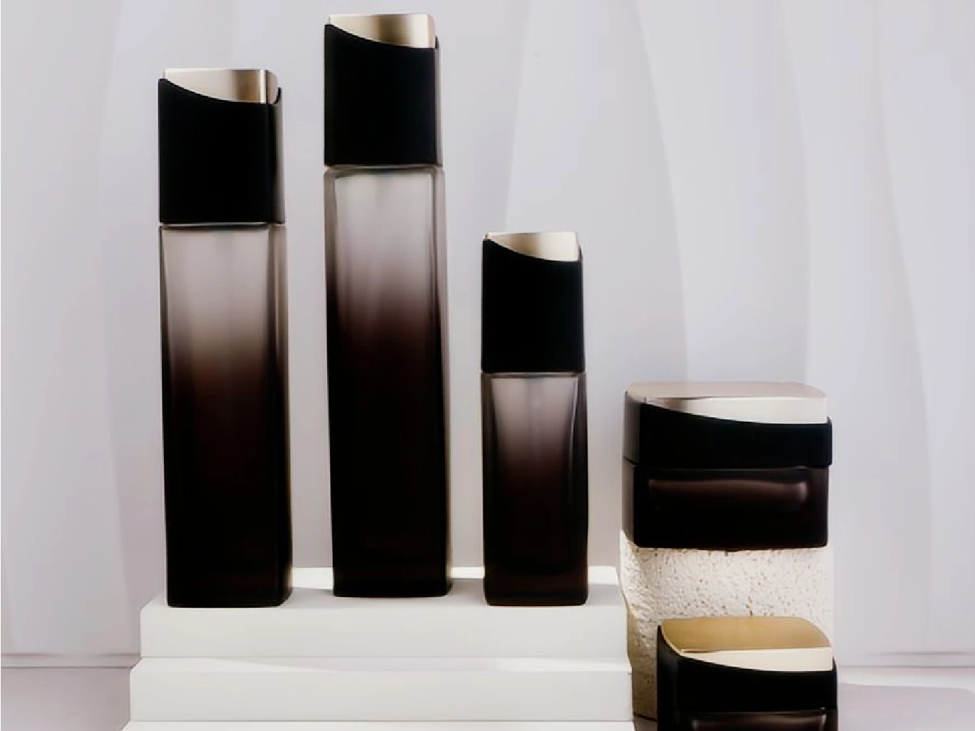 Elegante Verpackung, individuell gestaltbar, Schwarz-Bernstein-Farbverlauf, 120 ml, 100 ml, 40 ml, 50 g, 30 g, 15 g, Körperpflege, Hautpflege, Gesichtspflege, Glasverpackungsset 1