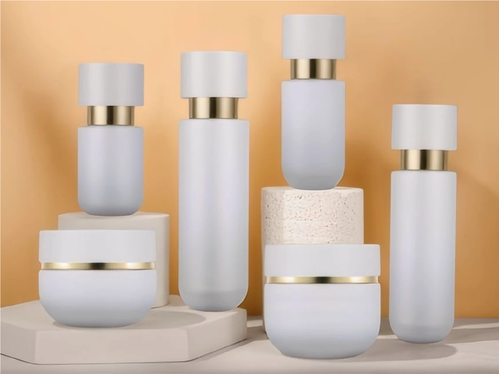 Matte Light Grey Skincare Packaging Set with Gold Accent Ring | 120/100/50/30ml Bottles & 50/30g Jars for Minimalist Lines 1