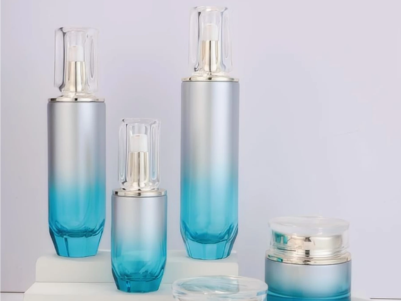 Silver-Blue Gradient Skincare Packaging Set with Crystal & Silver Caps | 120/100/40ml Bottles & 50/30g Jars for Refreshing Lines 1