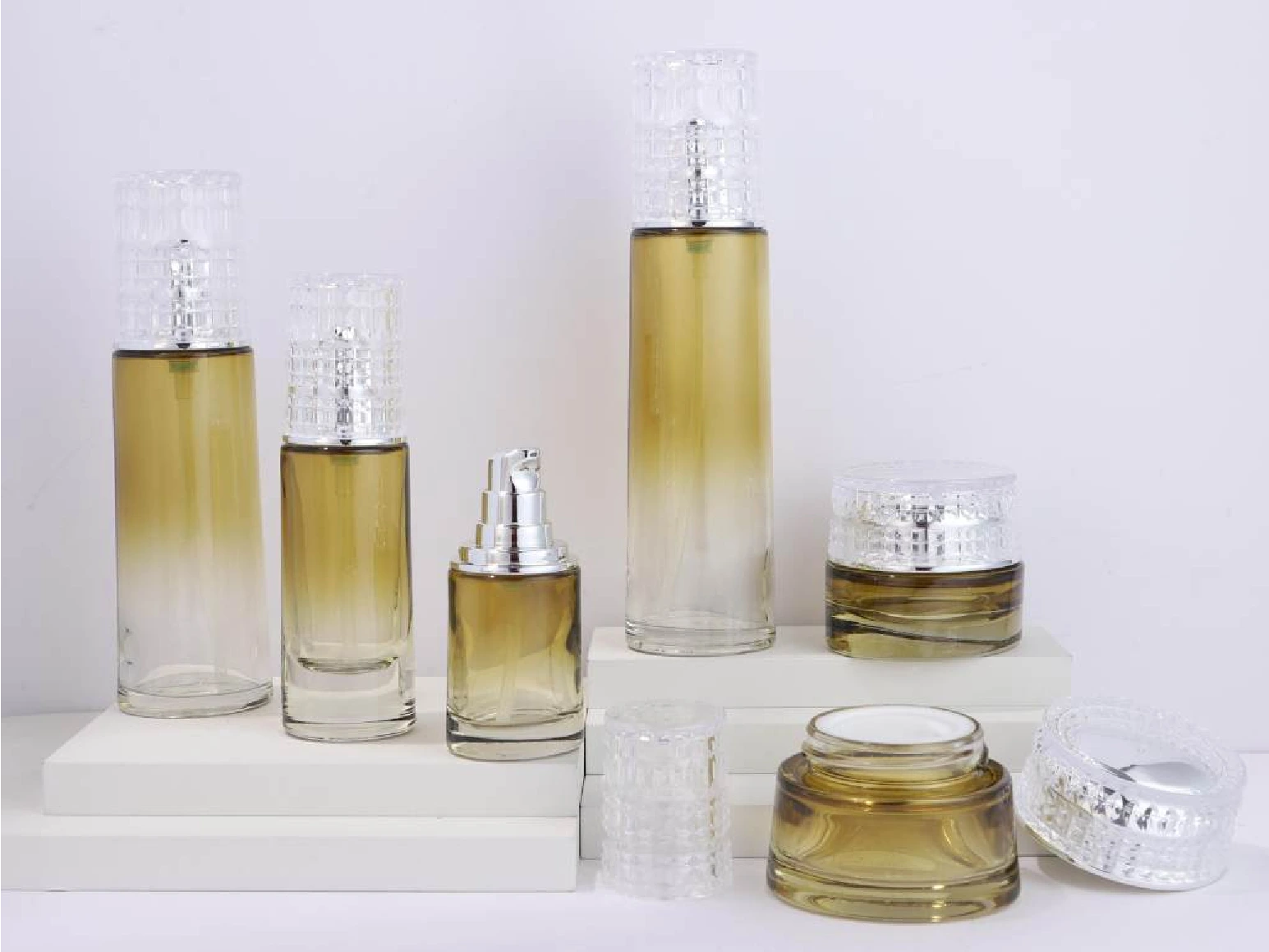 Amber Gradient Skincare Packaging Set with Faceted Crystal & Silver Caps | 120/100/50/30ml Bottles & 50/30g Jars for Elegant Anti-Aging Lines 1