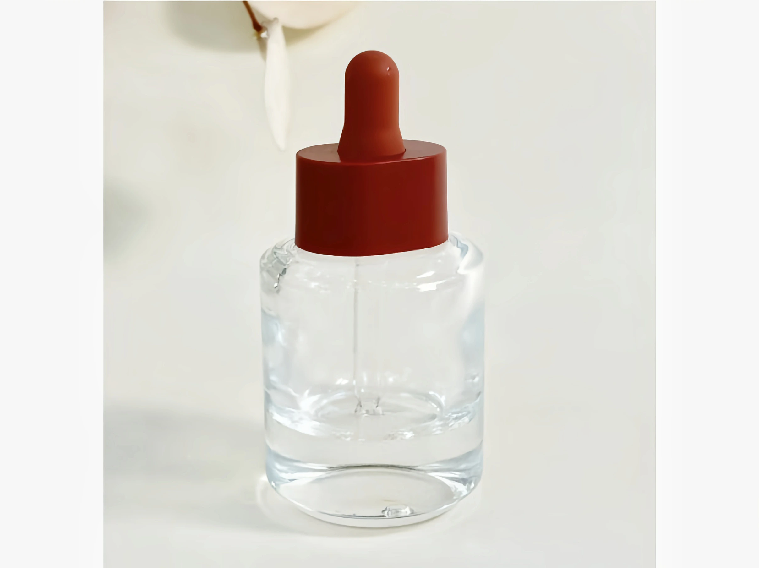 Empty 30ml Clear Glass Cosmetic Packaging Custom Essential Oil Serum Bottle for Skincare 1