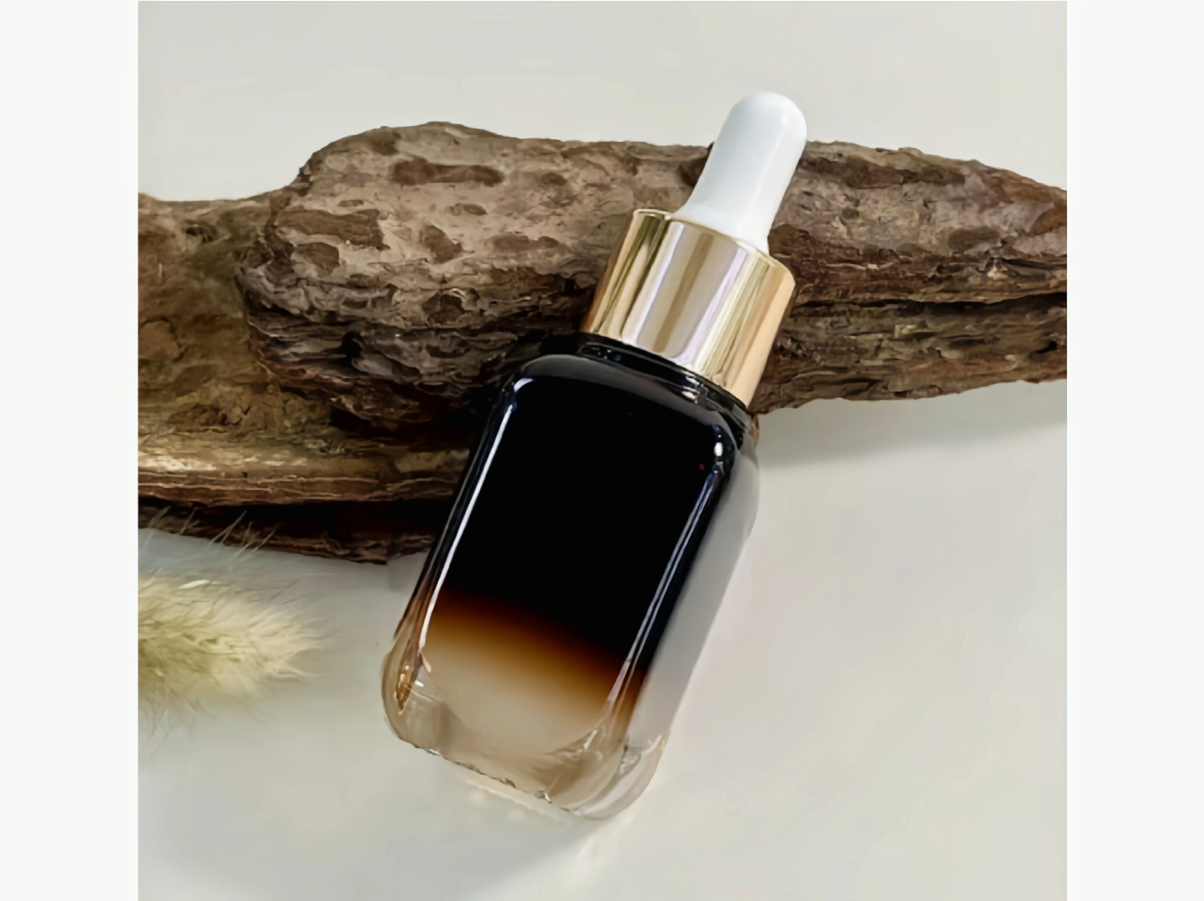 GlamorousPack Customized Square Shape 30ml Glass Cosmetic Skincare Packaging Essential Oil Serum Bottles with Dropper 1