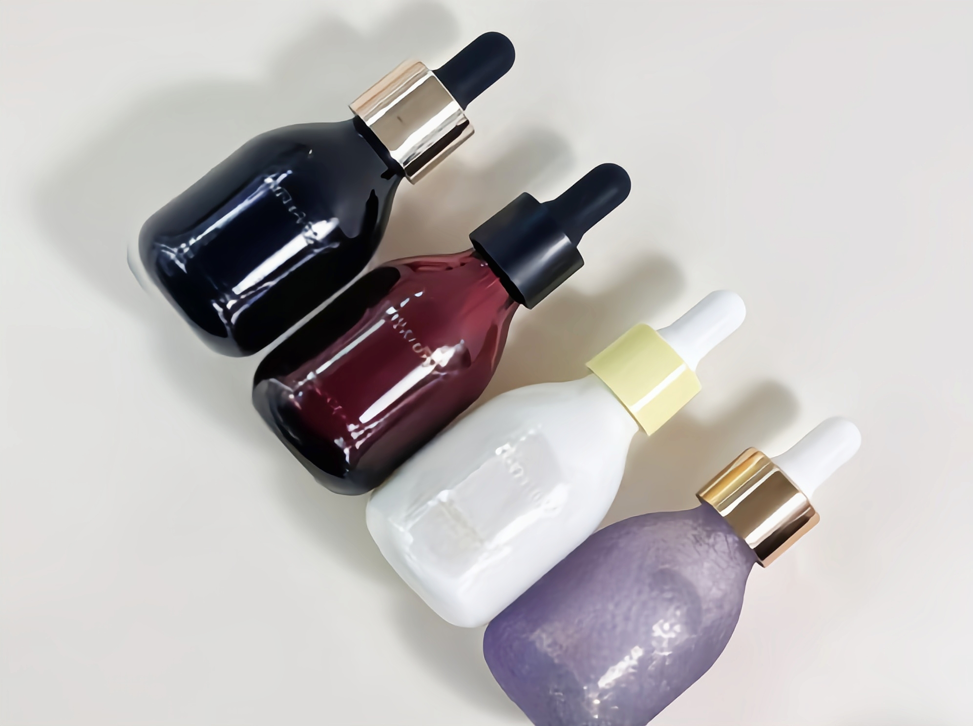 GlamorousPack Customized Multiple Colors 30ml Glass Cosmetic Skincare Packaging Essential Oil Serum Bottles With New Effect 1