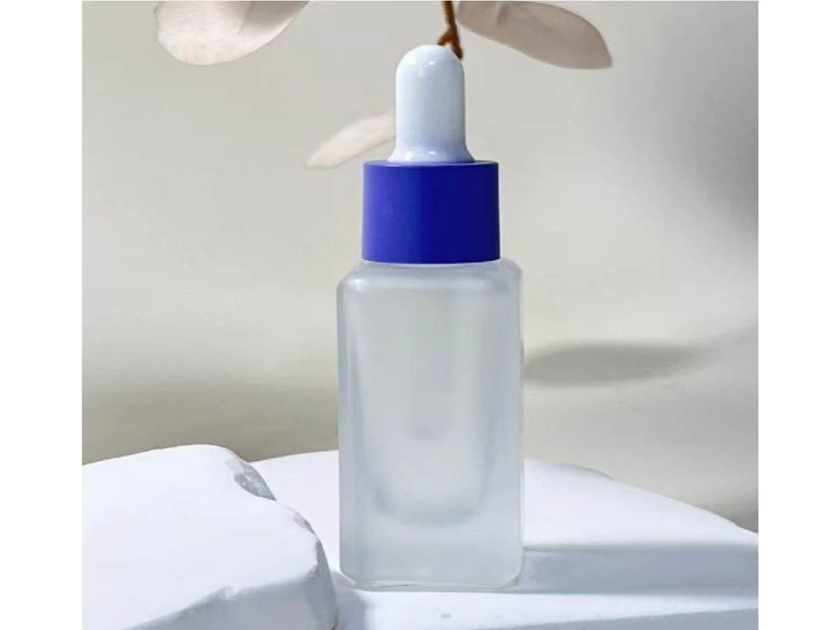GlamorousPack Customized 15ml Transparent Cosmetic Skincare Packaging Essential Oil Serum Square Glass Bottles With Dropper 1