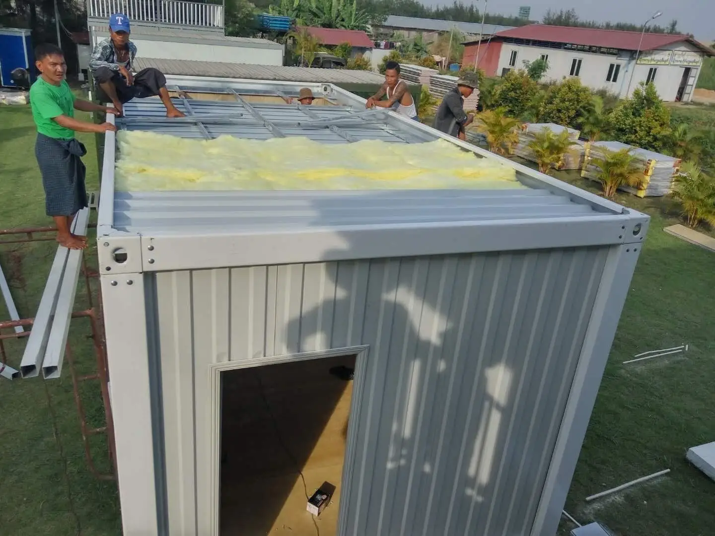 WELLCAMP, WELLCAMP prefab house, WELLCAMP container house modern container homes in garden for resort2 8