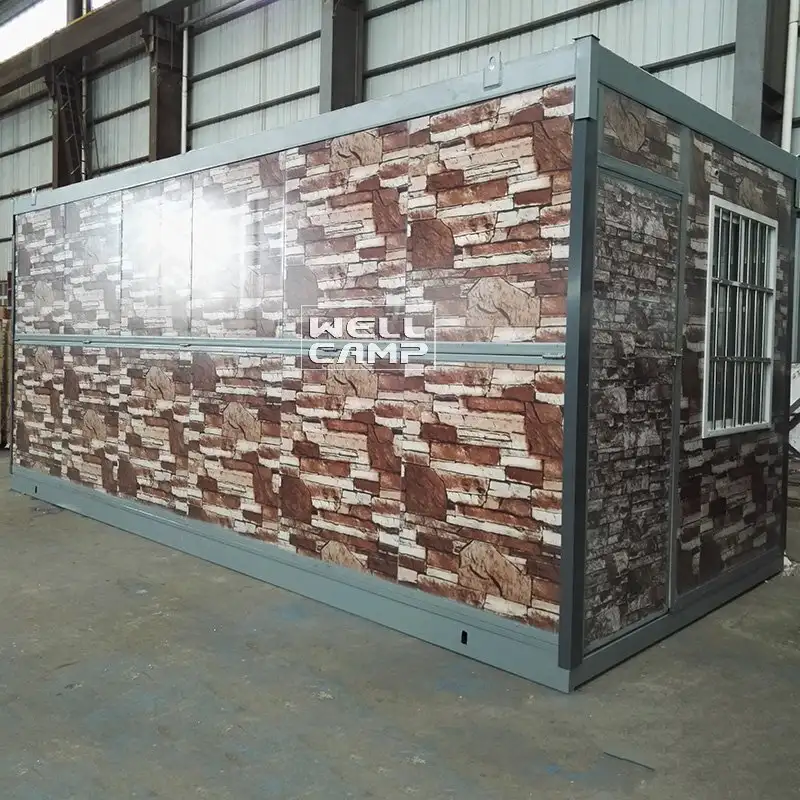 บ้านคอนเทนเนอร์พับเหล็กสีอ่อนสำหรับช่างก่อสร้าง Wellcamp F-6 1