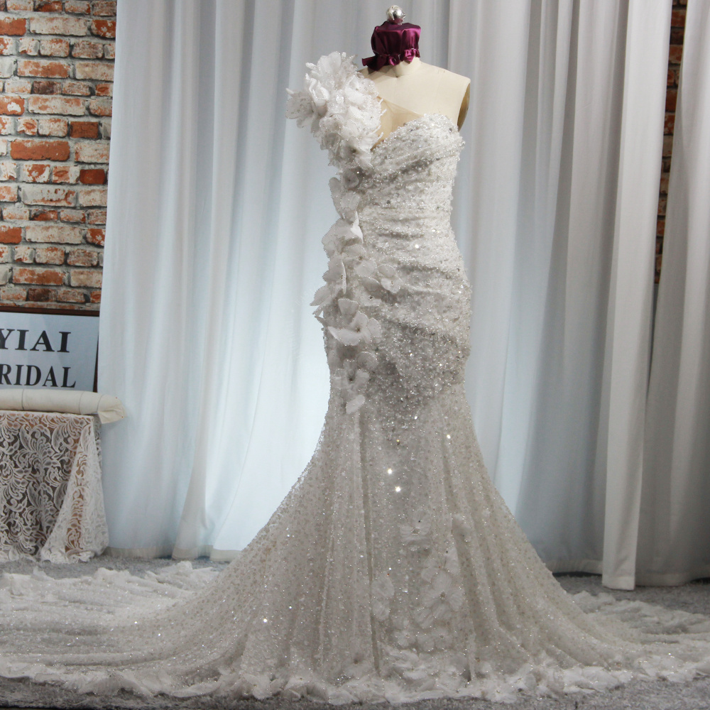 RSW1932 Lüks Dubai Işıltılı El Yapımı Çiçekler Tek Omuzlu Denizkızı Çiçekli Elbise Özel Yapım Boncuklu Pullu Gelinlik 9