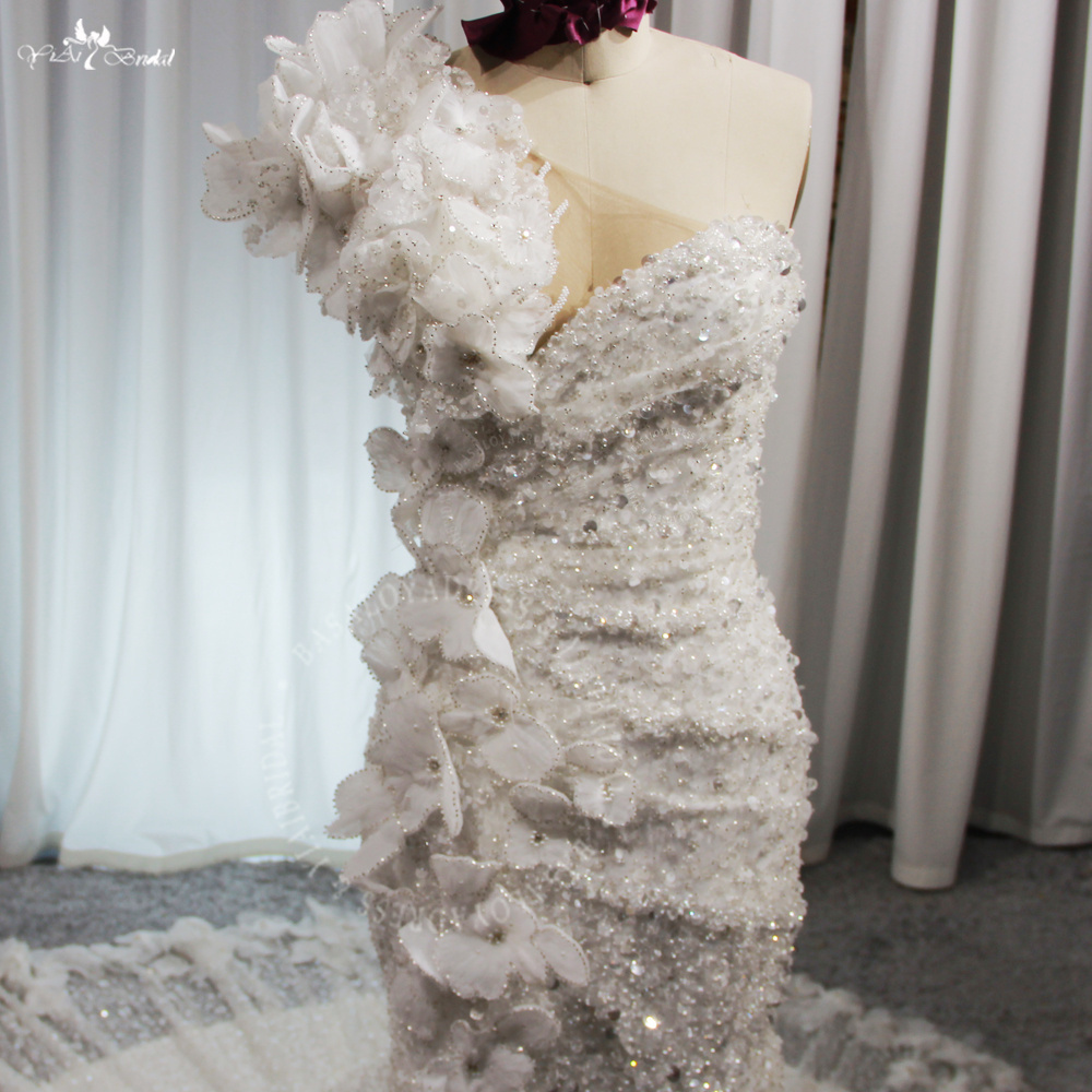 RSW1932 Lüks Dubai Işıltılı El Yapımı Çiçekler Tek Omuzlu Denizkızı Çiçekli Elbise Özel Yapım Boncuklu Pullu Gelinlik 10