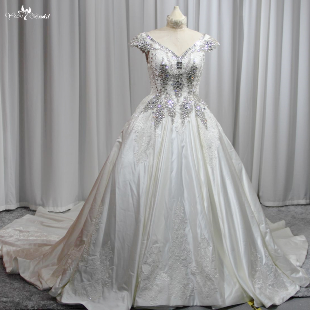 RSW2073 Factory Outlet Yiaibridal Luxury V Neck Cap Sleeves Lace Appliques Shiny Crystal Beaded Bridal Gown Satin Weddin 8
