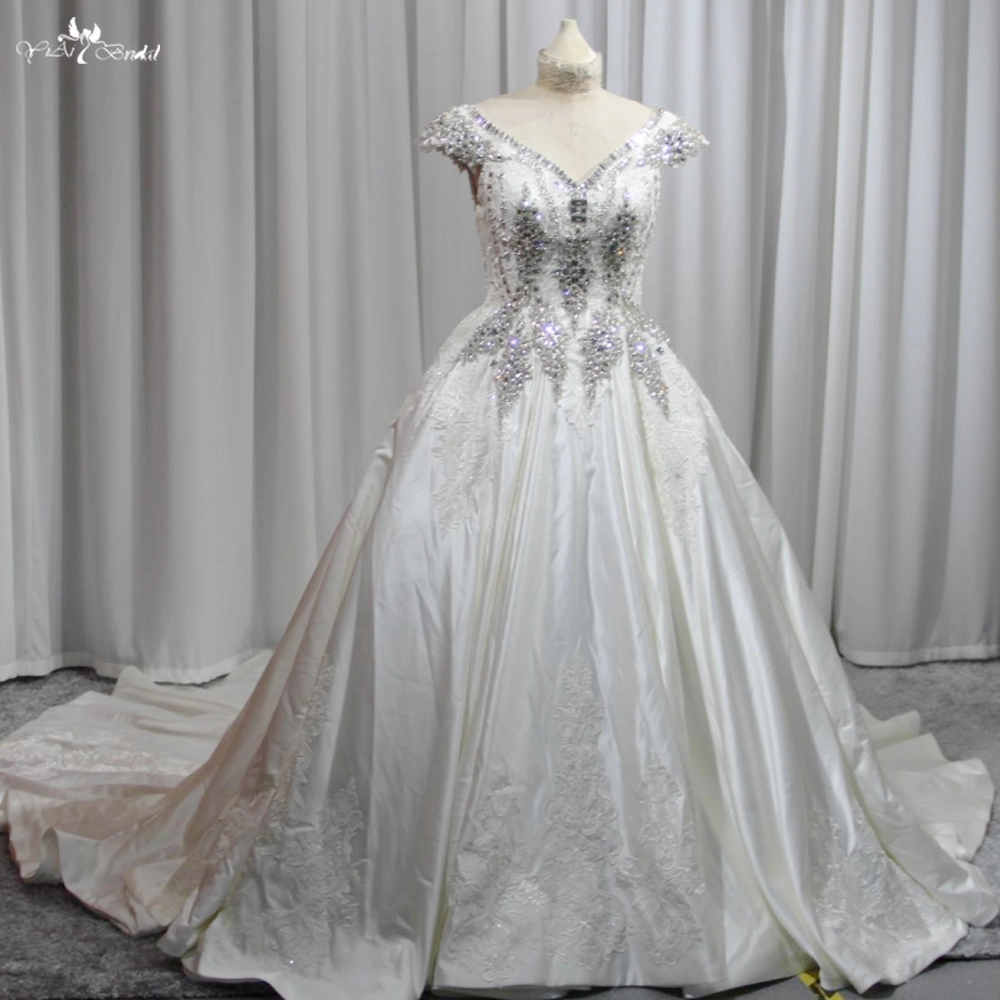 RSW2073 Factory Outlet Yiaibridal Luxury V Neck Cap Sleeves Lace Appliques Shiny Crystal Beaded Bridal Gown Satin Weddin 1
