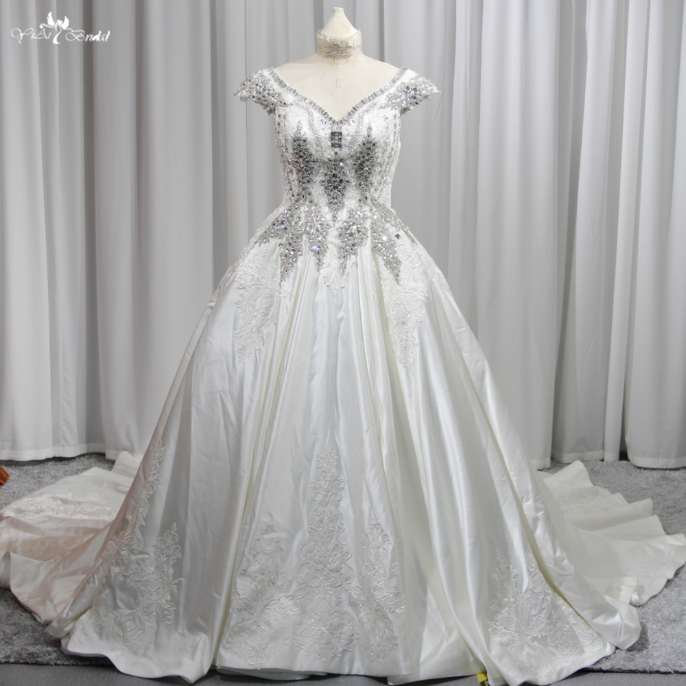 RSW2073 Factory Outlet Yiaibridal Luxury V Neck Cap Sleeves Lace Appliques Shiny Crystal Beaded Bridal Gown Satin Weddin 5