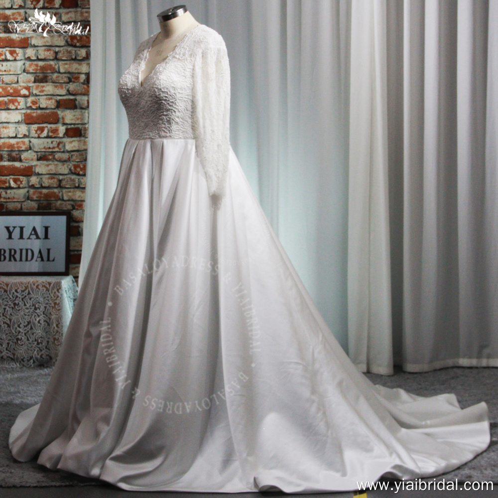 RSW1942 Long Sleeves Lace V Neckline Satin A Line Modest Wedding Dress Big Size Women With Pockets and Open Leg Slit 10