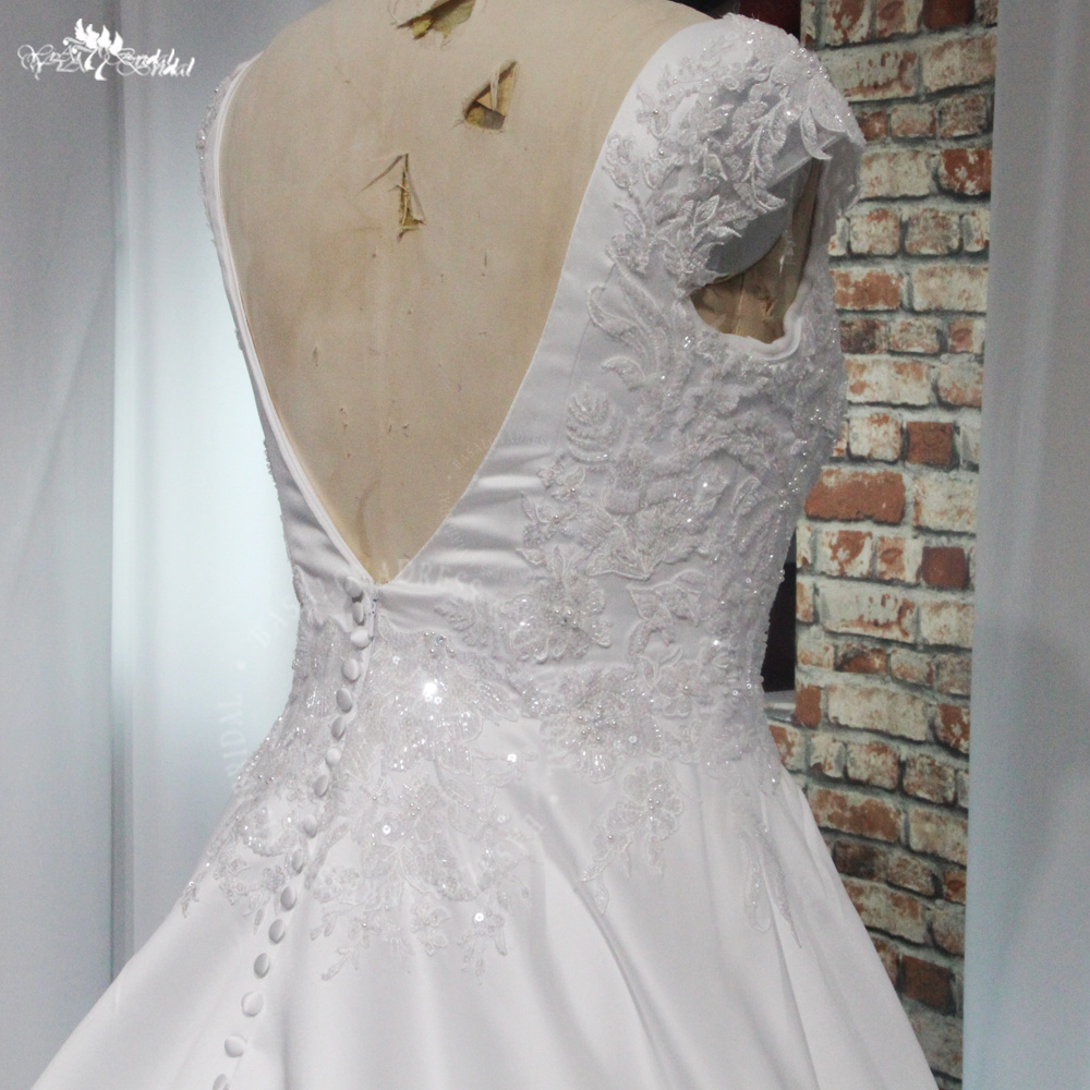 RSW1980 Fashion Satin A Line Wedding Gown Buttons Till Hemline V Neckline Cape Sleeves Vestidos De Novia Elegante 10