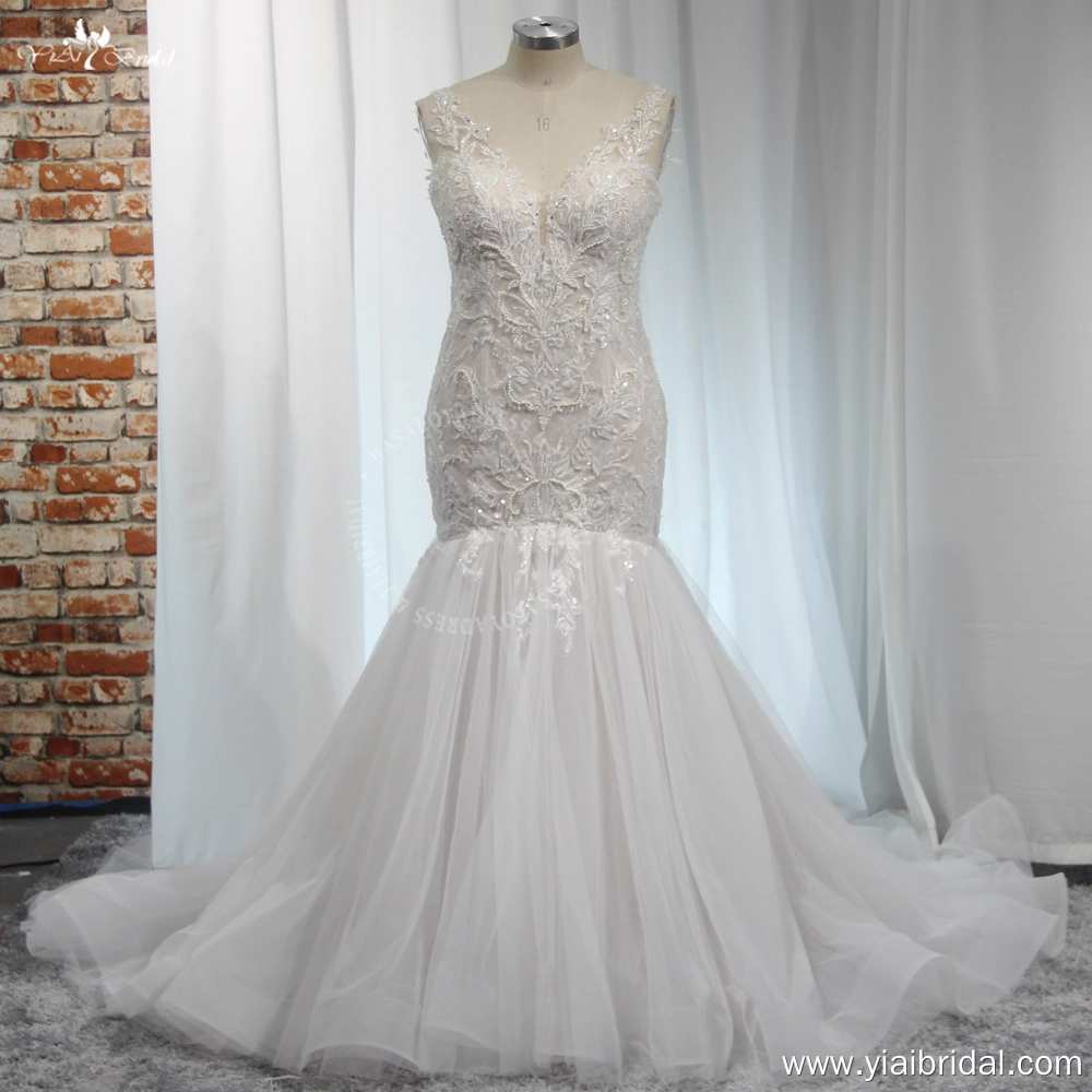 RSW2038 Yiaibridal Nude Color Horshair Edged Sexy Low Back V Neckline Lace Mermaid Wedding Dress 1